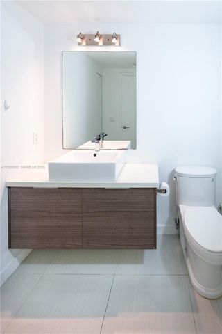 1010 SW 2nd Ave 606, Miami, FL 33130