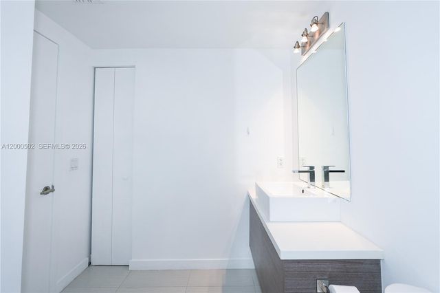 1010 SW 2nd Ave 606, Miami, FL 33130