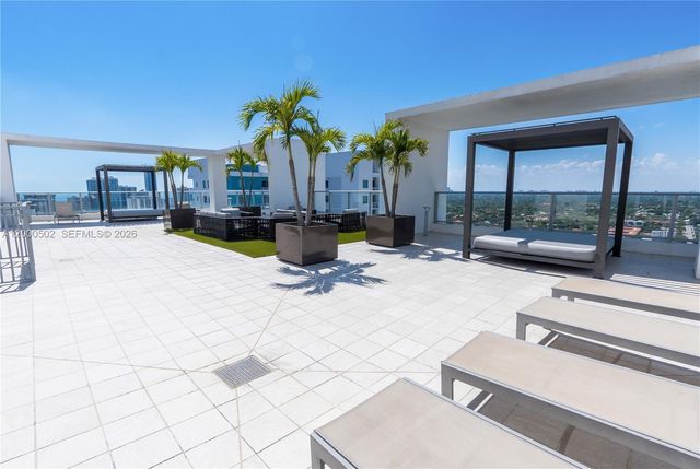 1010 SW 2nd Ave 606, Miami, FL 33130