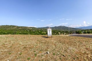 5648 Springview Court, Medford, OR 97504