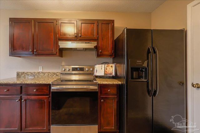 3256 Two Sisters Way, Pensacola, FL 32505