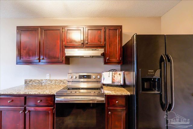 3256 Two Sisters Way, Pensacola, FL 32505