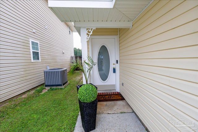 3256 Two Sisters Way, Pensacola, FL 32505