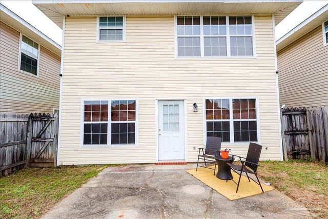 3256 Two Sisters Way, Pensacola, FL 32505