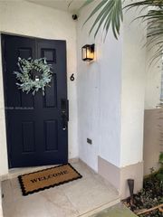 8037 W 36th Avenue 6, Hialeah, FL 33018