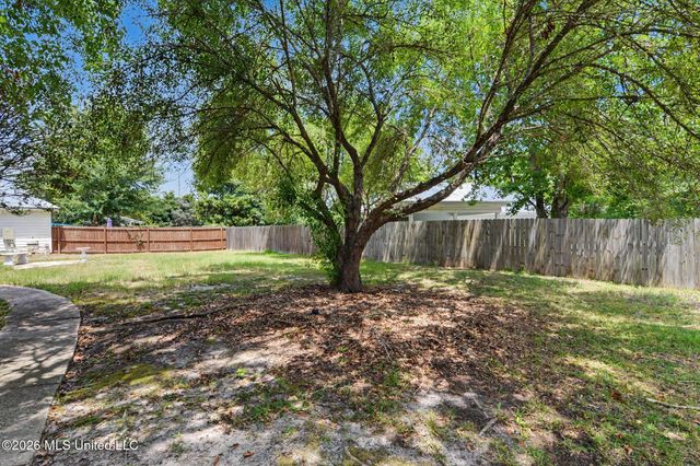 31 Chantilly Terrace, Bay Saint Louis, MS 39520