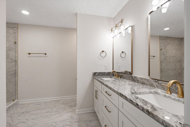 104 Erica Pl, Bell Buckle, TN 37020
