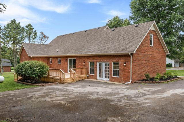 104 Erica Pl, Bell Buckle, TN 37020