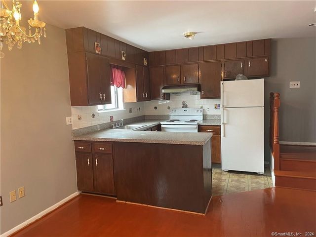 235 Cove Road 1, Stamford, CT 06902