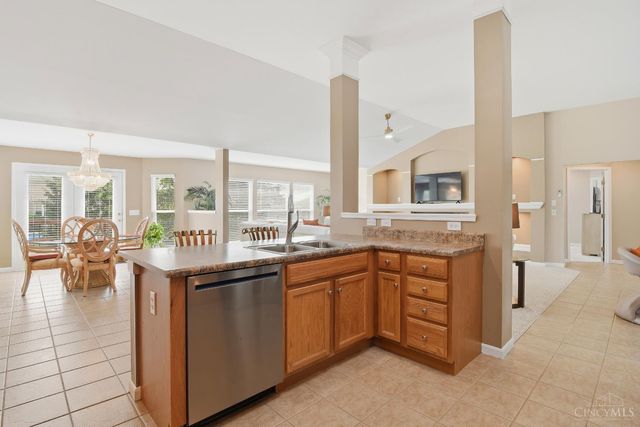 7257 Julies Cove, West Chester, OH 45069