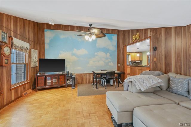 7218 Willow Road, Clay, NY 13212