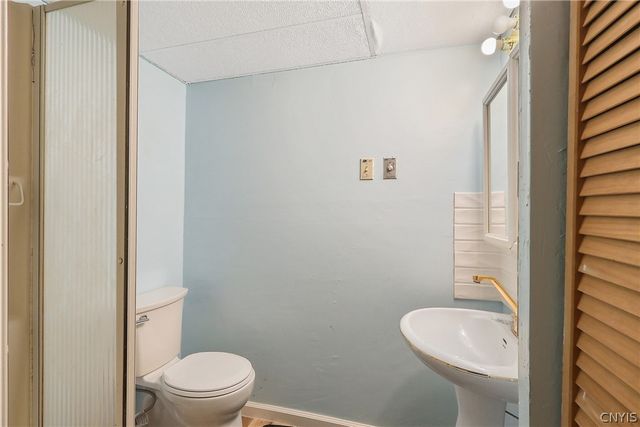 7218 Willow Road, Clay, NY 13212