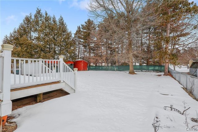 7218 Willow Road, Clay, NY 13212