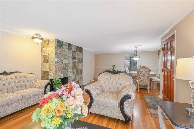 7218 Willow Road, Clay, NY 13212