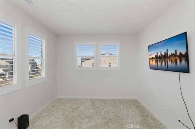 15982 Butterfly, Fontana, CA 92336