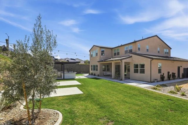 15982 Butterfly, Fontana, CA 92336