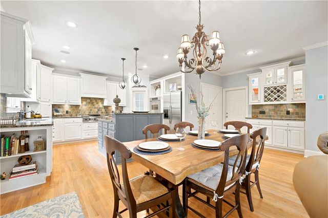 135 Laurel Ridge Drive, Alpharetta, GA 30004
