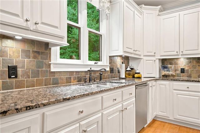 135 Laurel Ridge Drive, Alpharetta, GA 30004