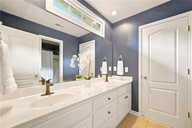 135 Laurel Ridge Drive, Alpharetta, GA 30004
