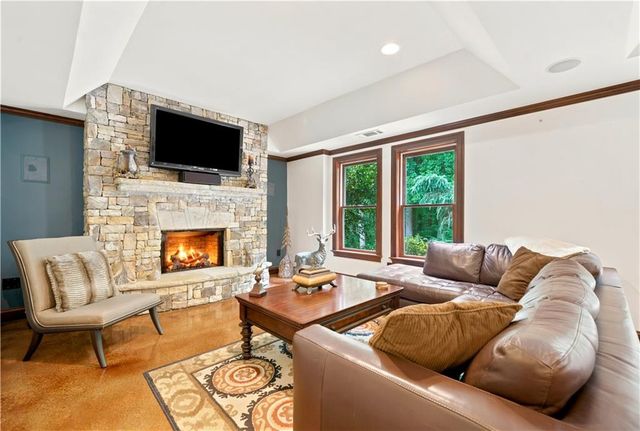 135 Laurel Ridge Drive, Alpharetta, GA 30004