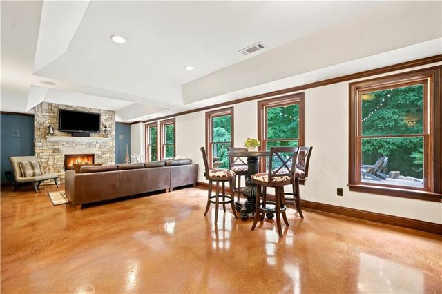 135 Laurel Ridge Drive, Alpharetta, GA 30004