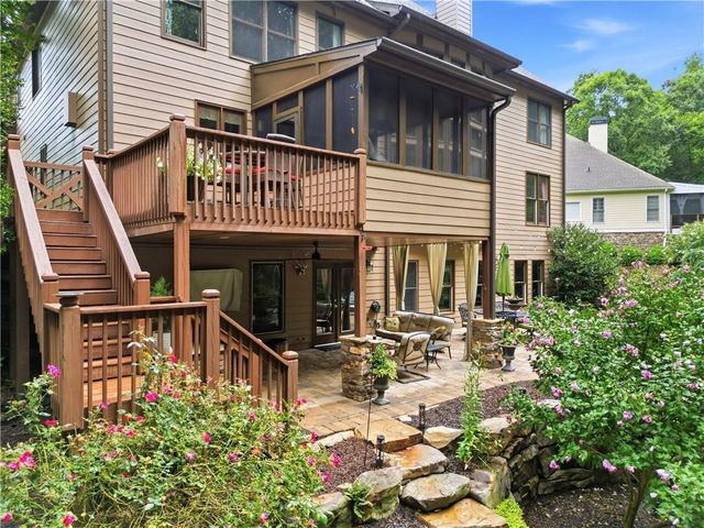 135 Laurel Ridge Drive, Alpharetta, GA 30004