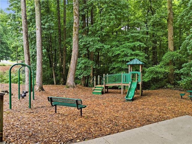 135 Laurel Ridge Drive, Alpharetta, GA 30004