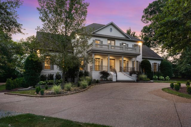 1115 Wilson Pike, Brentwood, TN 37027