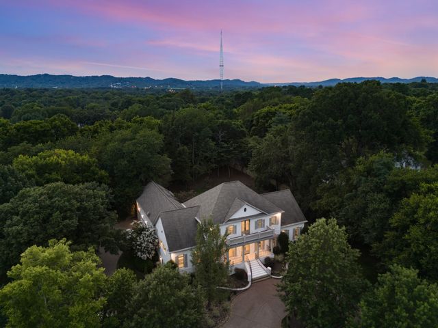 1115 Wilson Pike, Brentwood, TN 37027