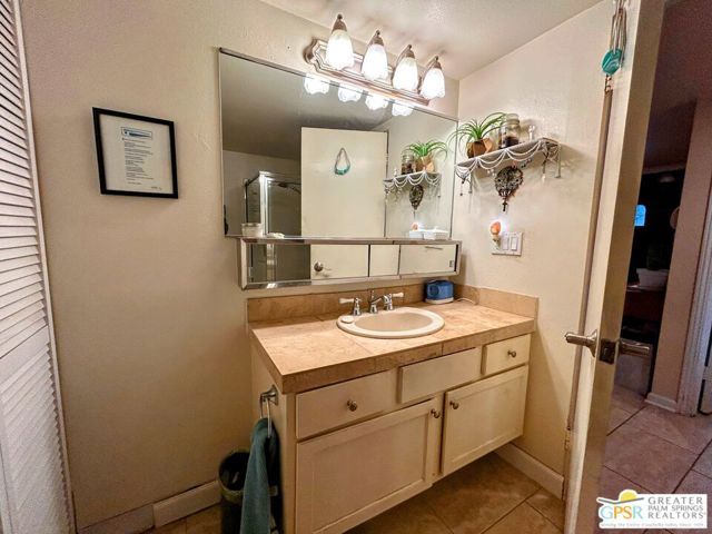 400 N Sunrise Way 101, Palm Springs, CA 92262