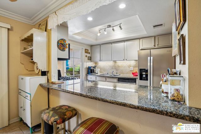 400 N Sunrise Way 101, Palm Springs, CA 92262