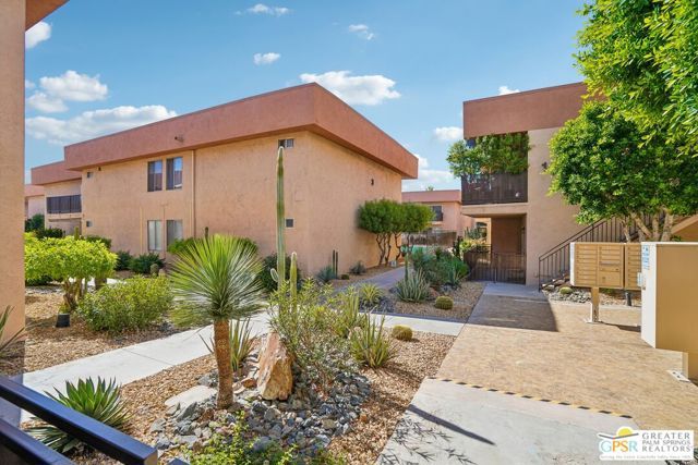 400 N Sunrise Way 101, Palm Springs, CA 92262