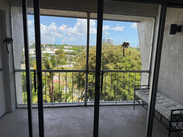 505 Spencer Drive 410, West Palm Beach, FL 33409
