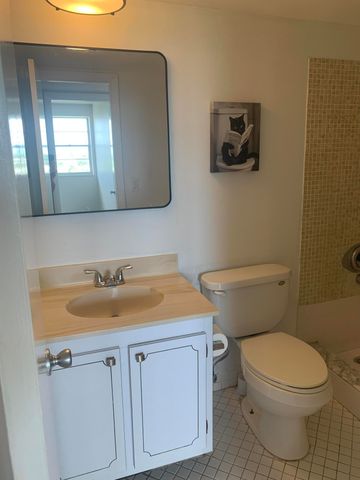 505 Spencer Drive 410, West Palm Beach, FL 33409