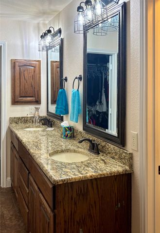 410 Water Fall Lane, Nevada, TX 75173