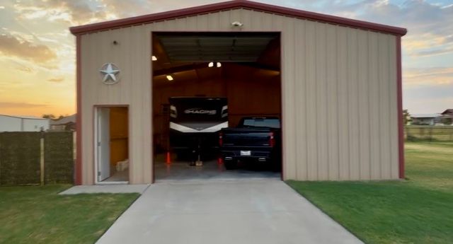 410 Water Fall Lane, Nevada, TX 75173