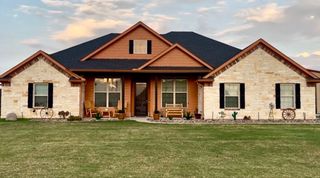 410 Water Fall Lane, Nevada, TX 75173