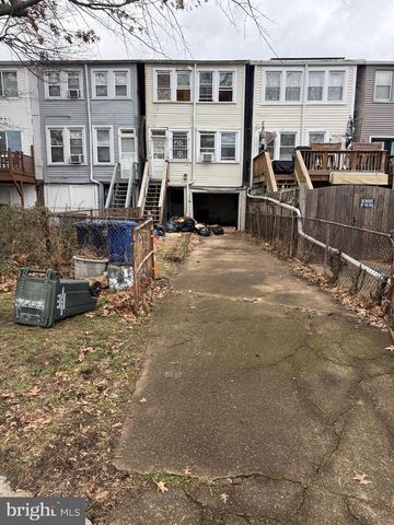 1805 POTOMAC AVE SE, Washington, DC 20003