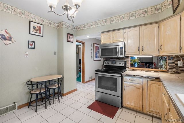 3502 Ontario Avenue, Niagara Falls, NY 14305