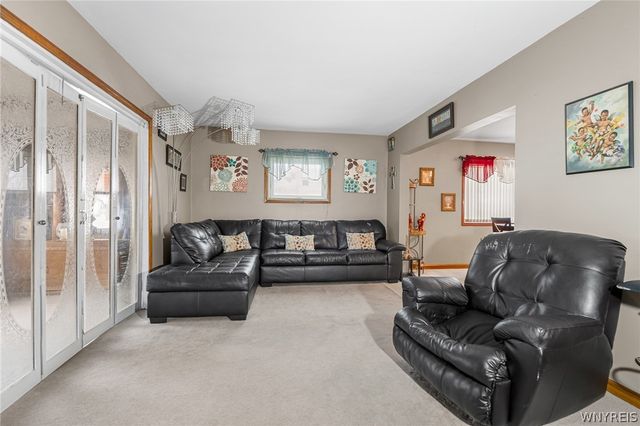 3502 Ontario Avenue, Niagara Falls, NY 14305