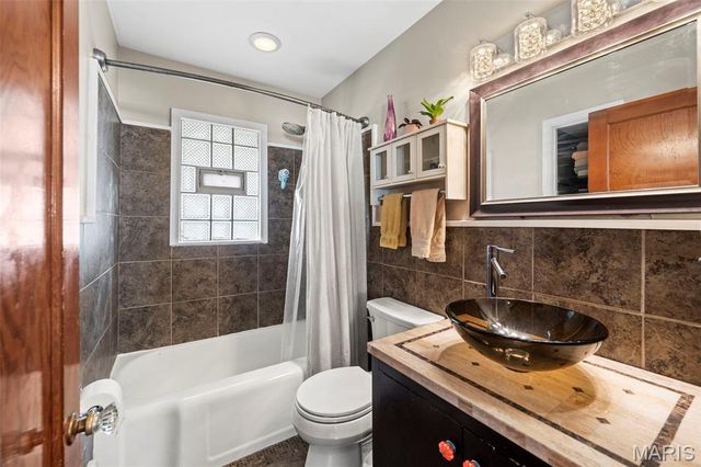 5618 Fyler Avenue, St Louis, MO 63139