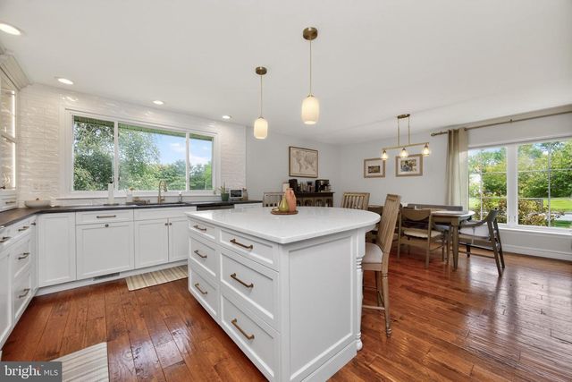 2876 RINGNECK RD, Norristown, PA 19403