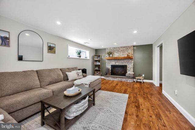 2876 RINGNECK RD, Norristown, PA 19403
