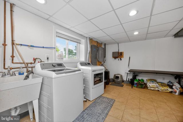 2876 RINGNECK RD, Norristown, PA 19403