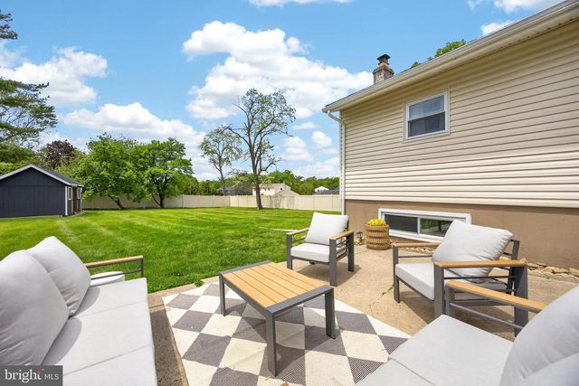2876 RINGNECK RD, Norristown, PA 19403