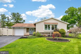 2876 RINGNECK RD, Norristown, PA 19403