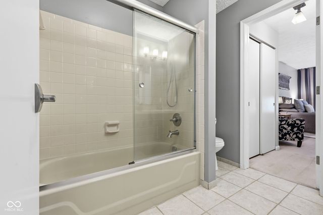 6477 Bayside South Drive, Indianapolis, IN 46250