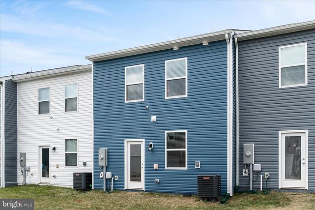 156 WILLETT HOLLOW ST, Stephens City, VA 22655