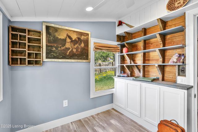 75 Broadway St, Chaplin, KY 40012