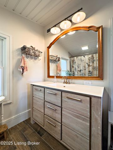 75 Broadway St, Chaplin, KY 40012